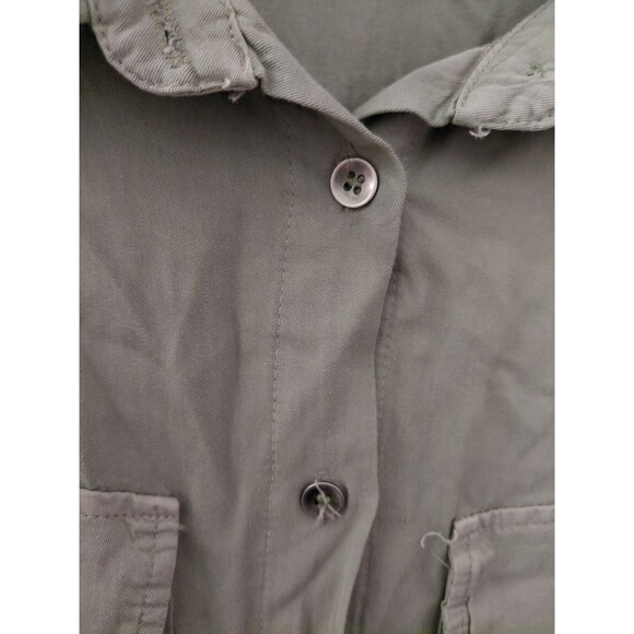 Free For Humanity 100% Viscose Button Up Rhinestone Skull Roll Tab SleeveTop O/S - Picture 3 of 10